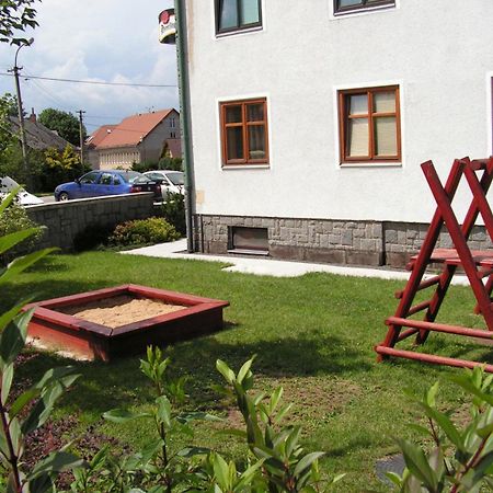Penzion Velke Darko Skrdlovice ภายนอก รูปภาพ