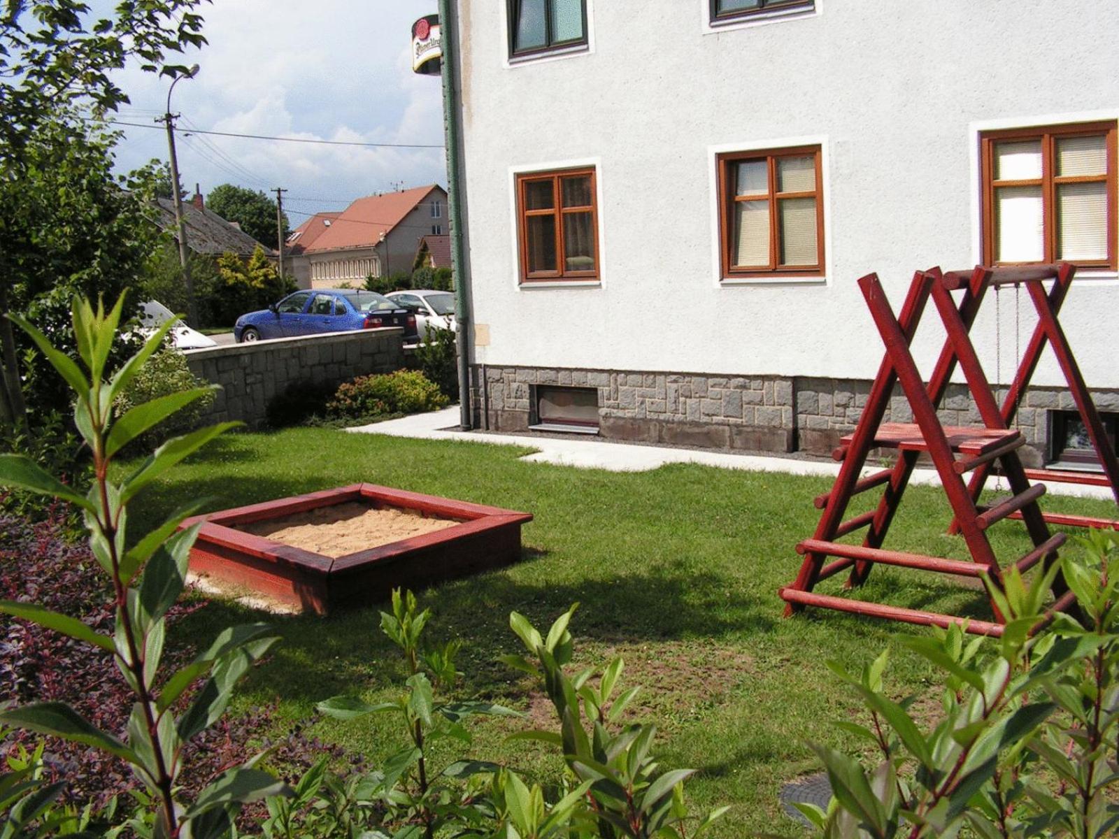 Penzion Velke Darko Skrdlovice ภายนอก รูปภาพ